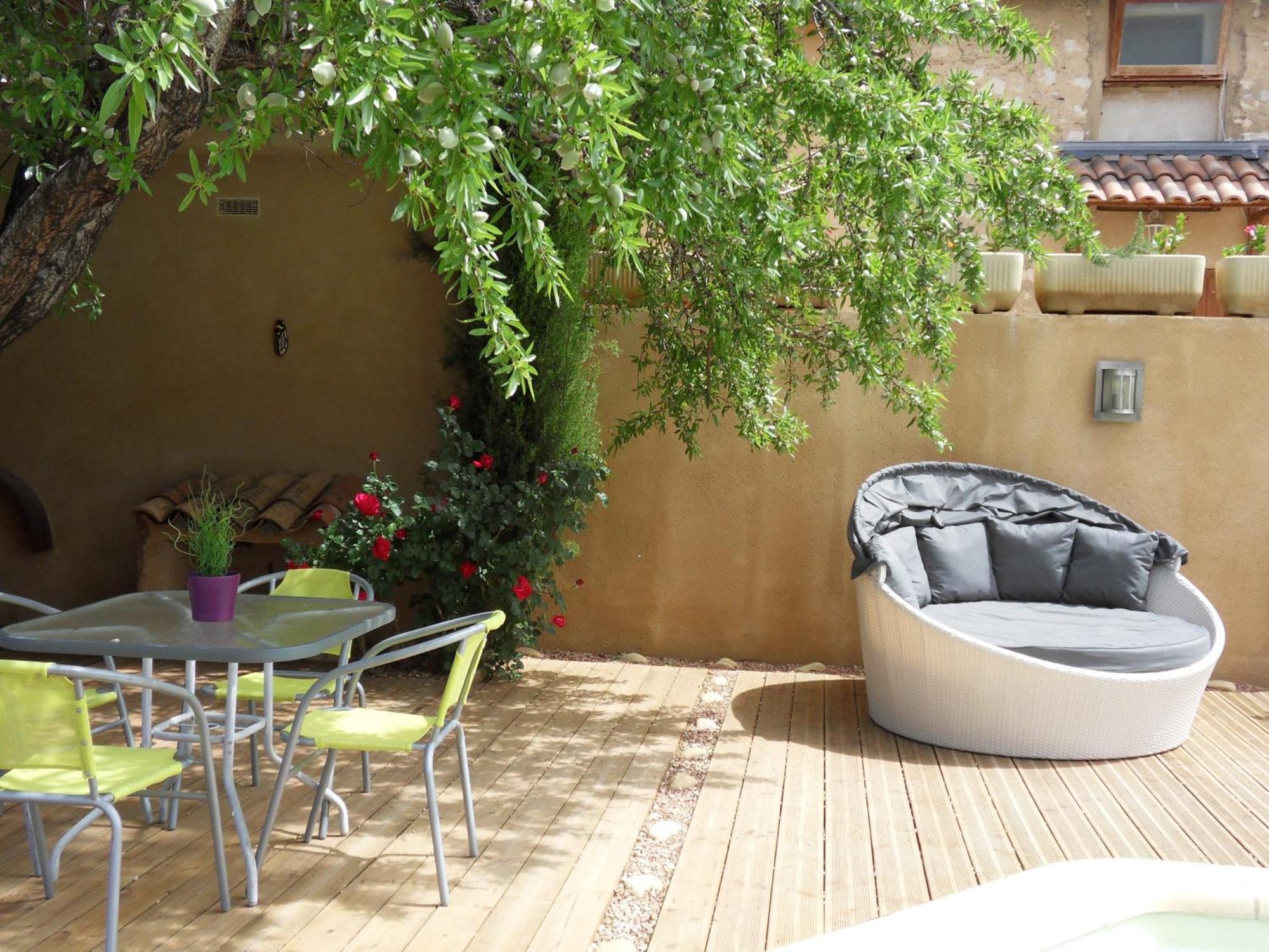 Le Jardin D'Ivana Chambres D'Hotes B&B Avec Piscine Chauffee Oppede Ngoại thất bức ảnh