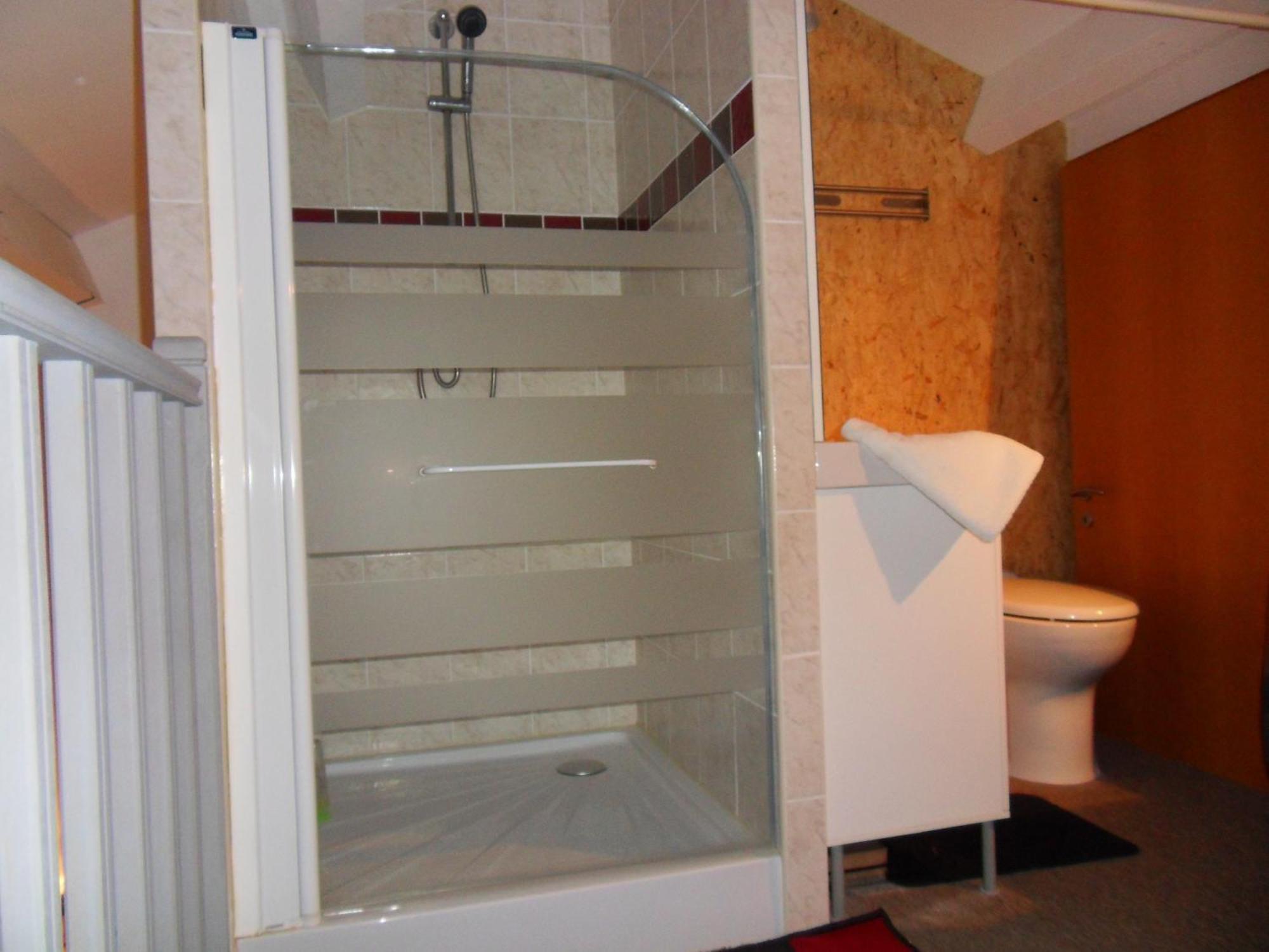 Le Jardin D'Ivana Chambres D'Hotes B&B Avec Piscine Chauffee Oppede Ngoại thất bức ảnh