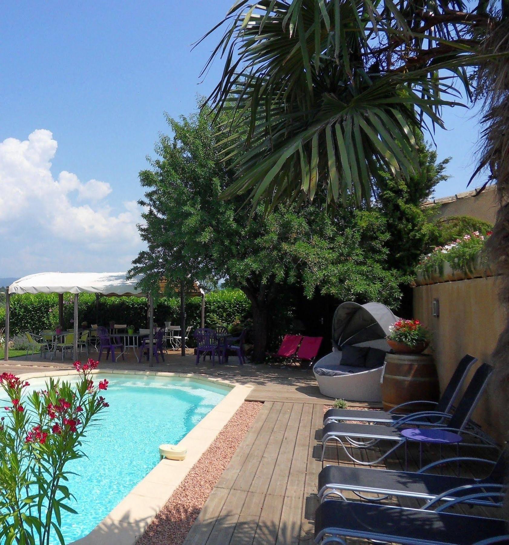 Le Jardin D'Ivana Chambres D'Hotes B&B Avec Piscine Chauffee Oppede Ngoại thất bức ảnh